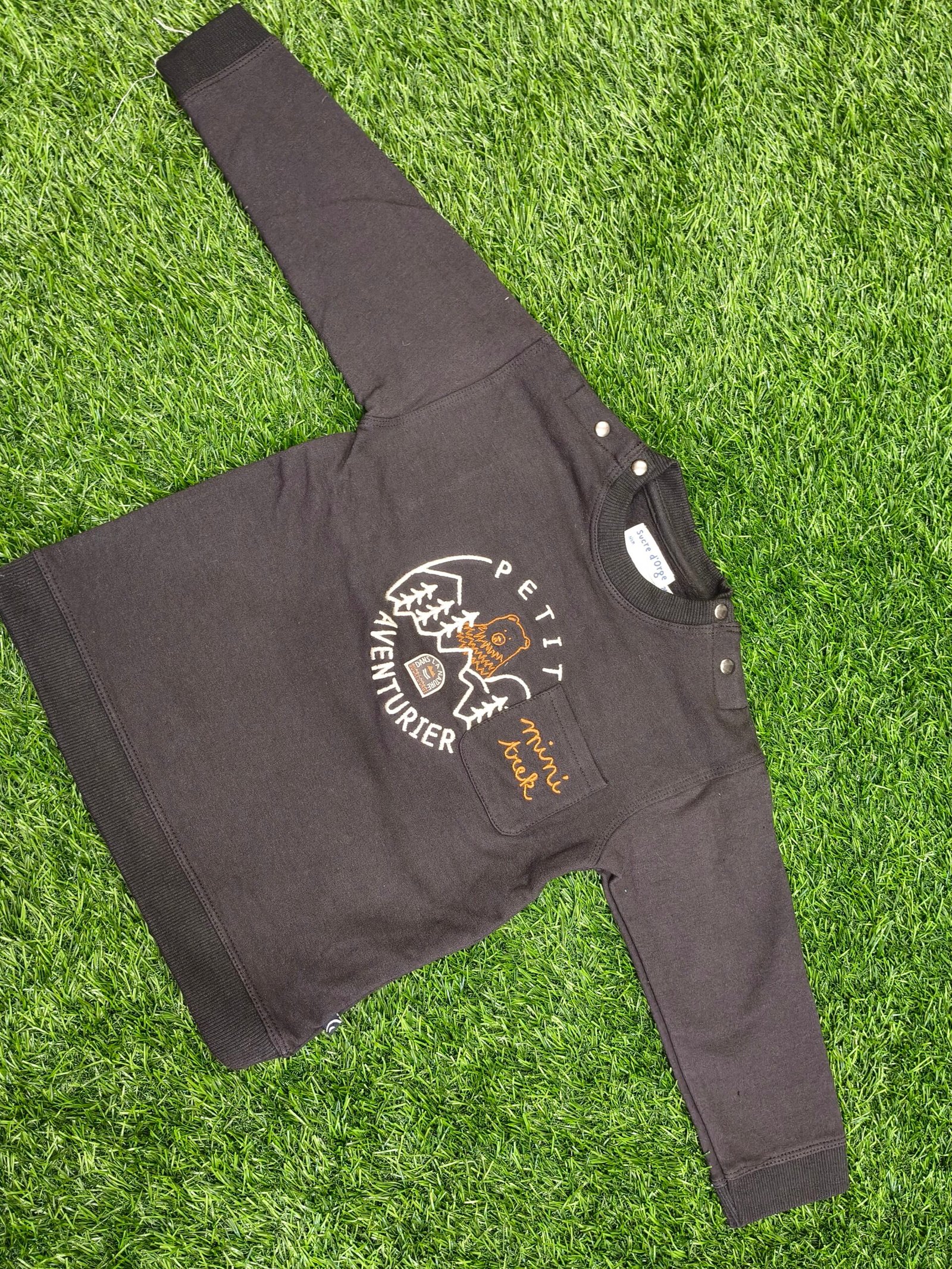 S22 Sweatshirt - Image 1