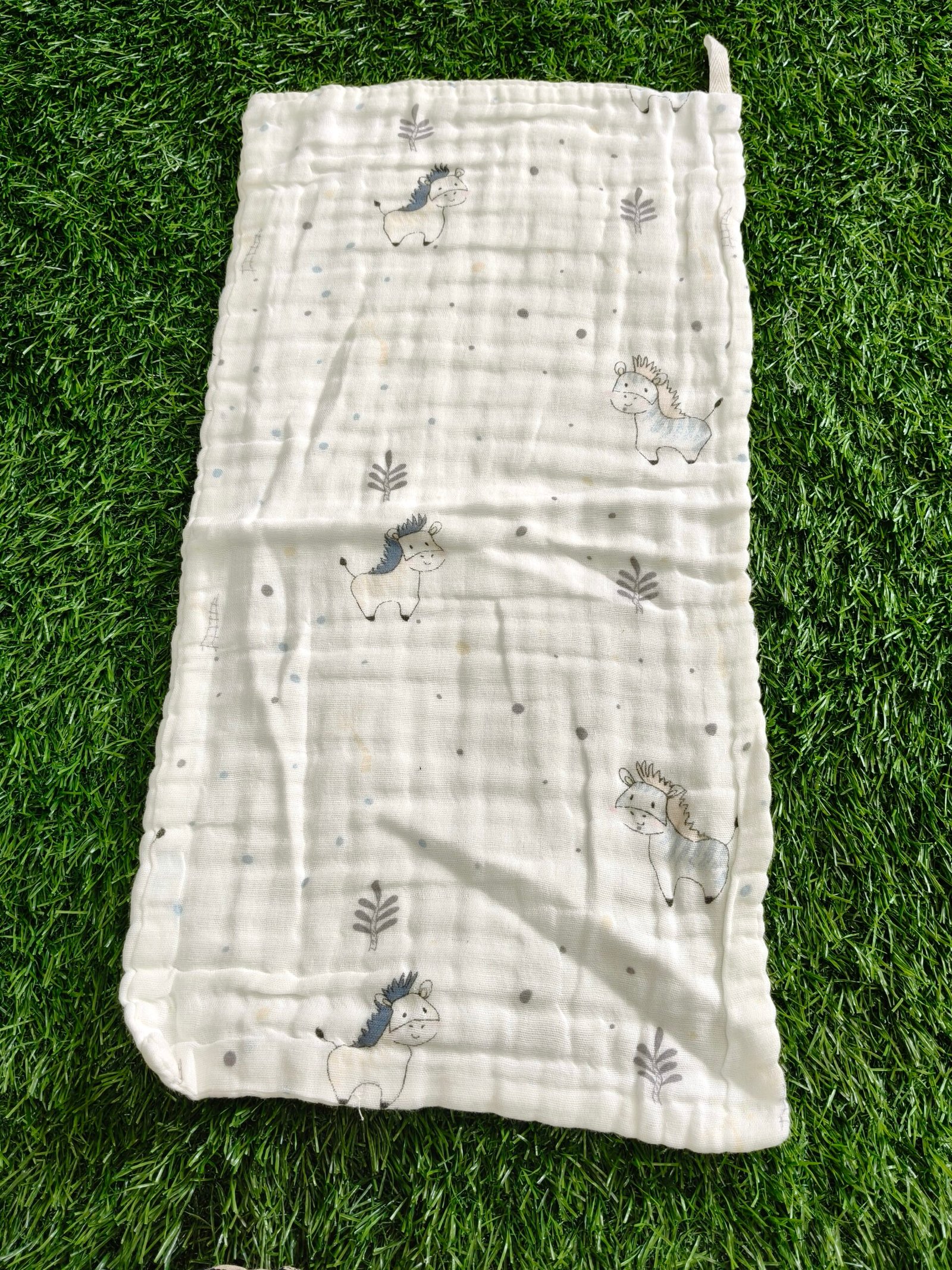MB23 Muslin Burp Cloth - Image 1